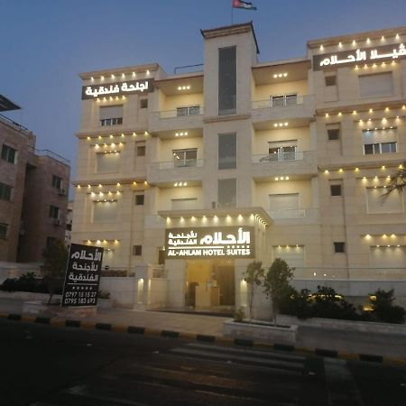 עקבה Al-Ahlam Hotel Apartments מראה חיצוני תמונה