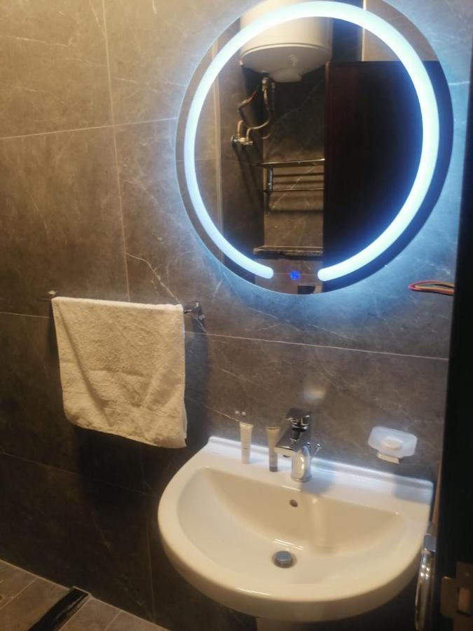 עקבה Al-Ahlam Hotel Apartments מראה חיצוני תמונה