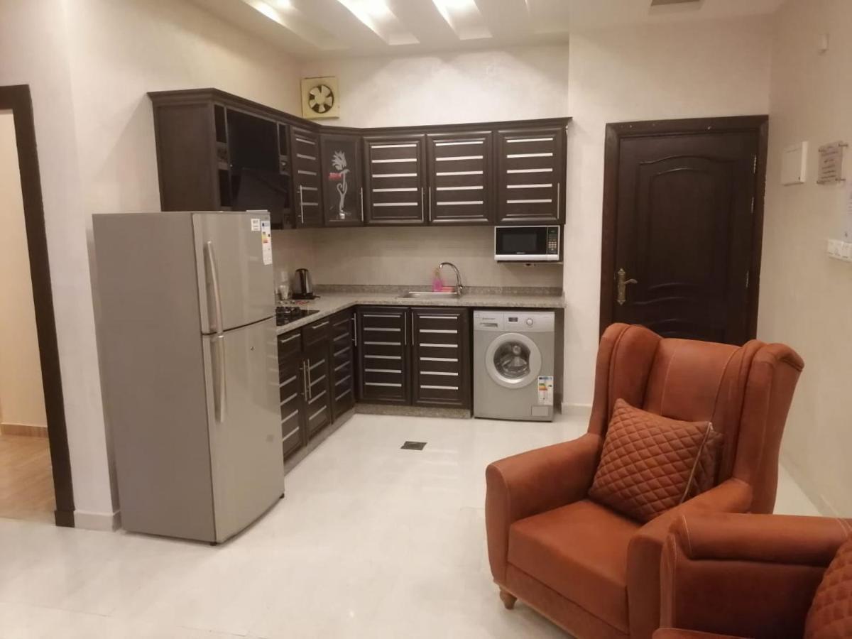 עקבה Al-Ahlam Hotel Apartments מראה חיצוני תמונה