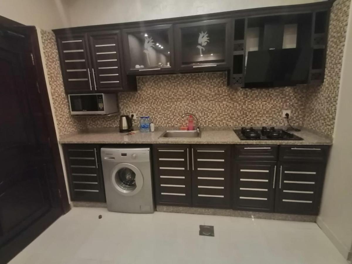 עקבה Al-Ahlam Hotel Apartments מראה חיצוני תמונה