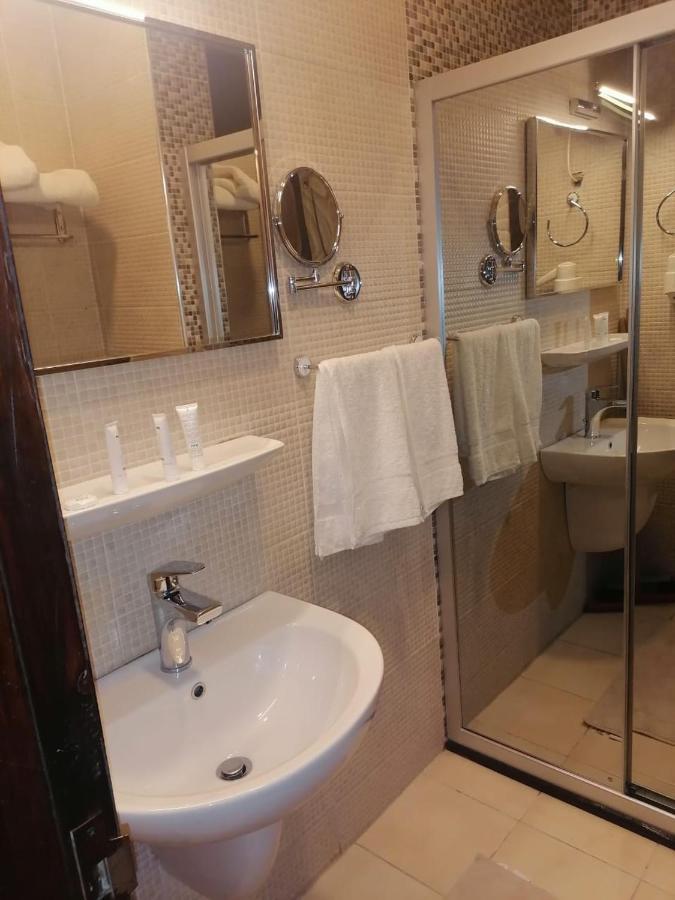 עקבה Al-Ahlam Hotel Apartments מראה חיצוני תמונה